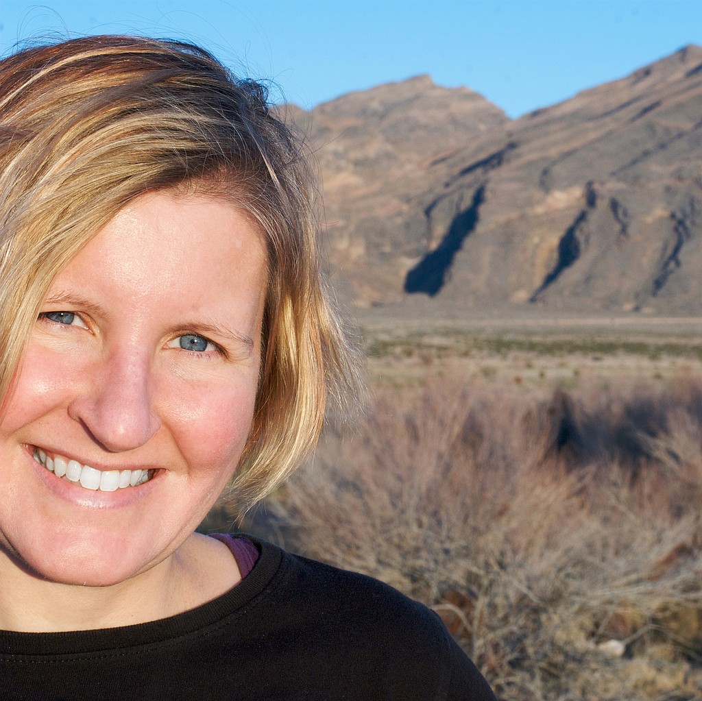 Pictures of Kristen photograph. 