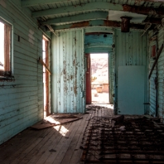 Rhyolite abandoned building, teal