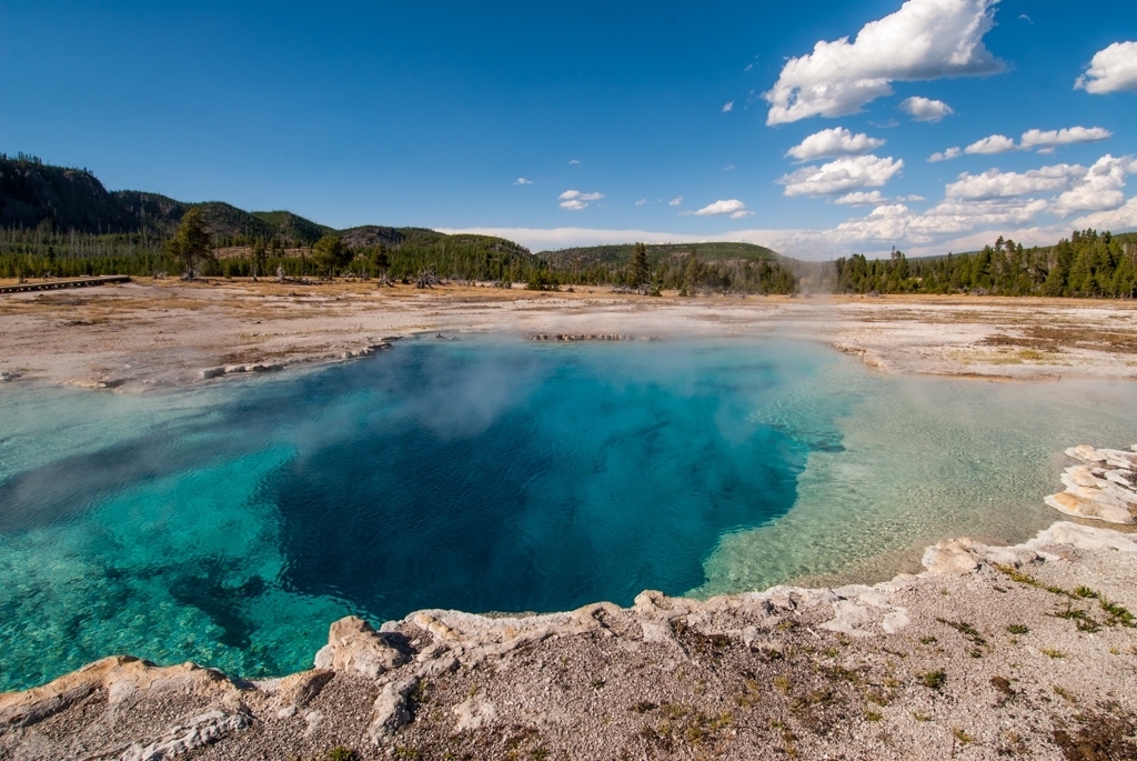 Yellowstone National Park, Wyoming photograph. I like the teal and orange color scheme.